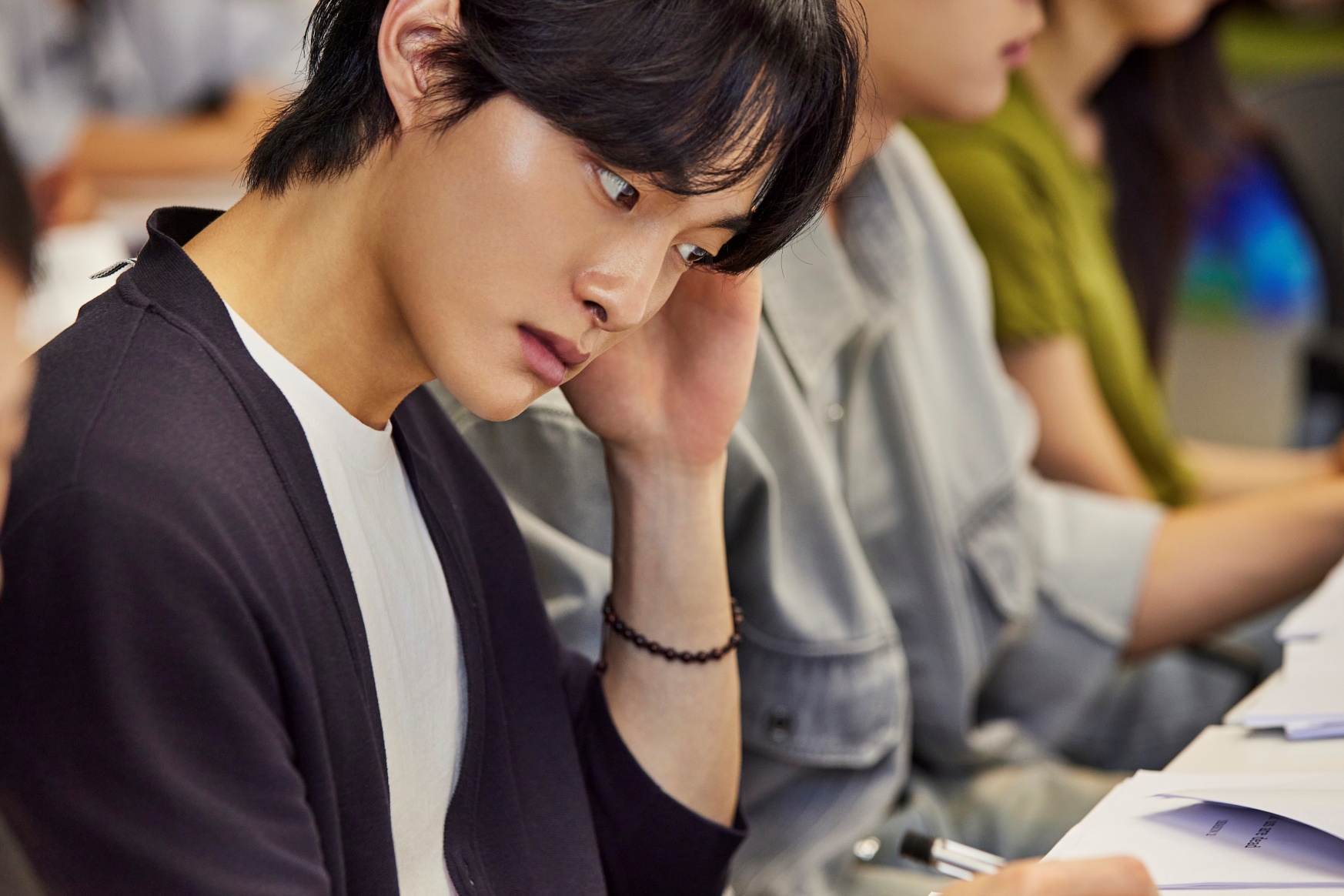 Netflix《殭屍校園》第 2 季正式開拍！首季演員全數回歸、魷魚遊戲新面孔加入