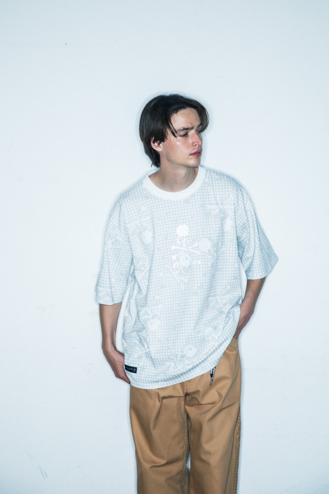 Dickies x mastermind JAPAN 全新聯名系列限量登場，引爆最奢華的暗黑工裝風格！