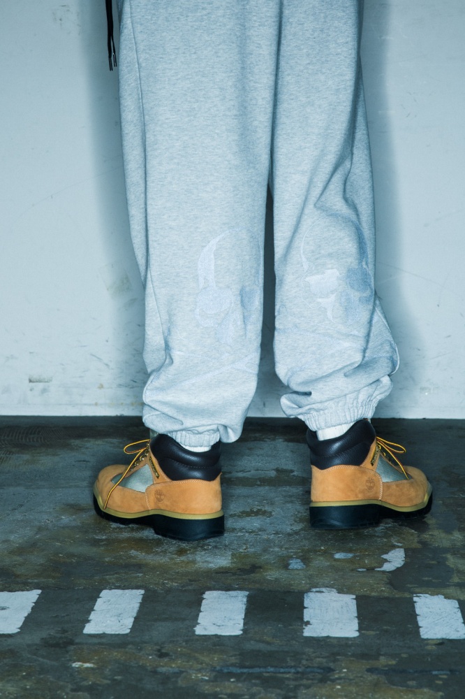 Dickies x mastermind JAPAN 全新聯名系列限量登場，引爆最奢華的暗黑工裝風格！