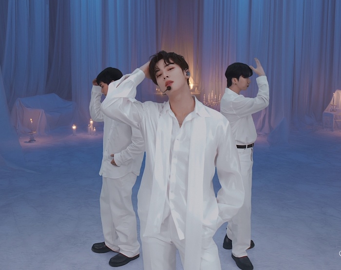 剃光頭入伍顏值還是太神！「車銀優戀愛模擬」VR 電影甜到姨母笑爆炸，讓你沒有當兵空窗期　