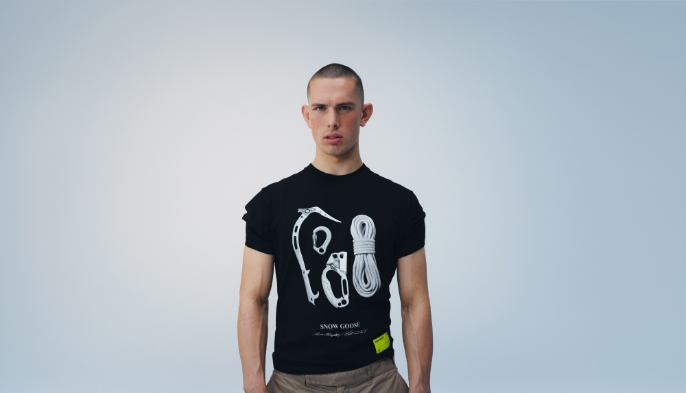 CANADA GOOSE 全新限量 SNOW GOOSE 系列正式發售，高端機能潮流新面貌呈現！