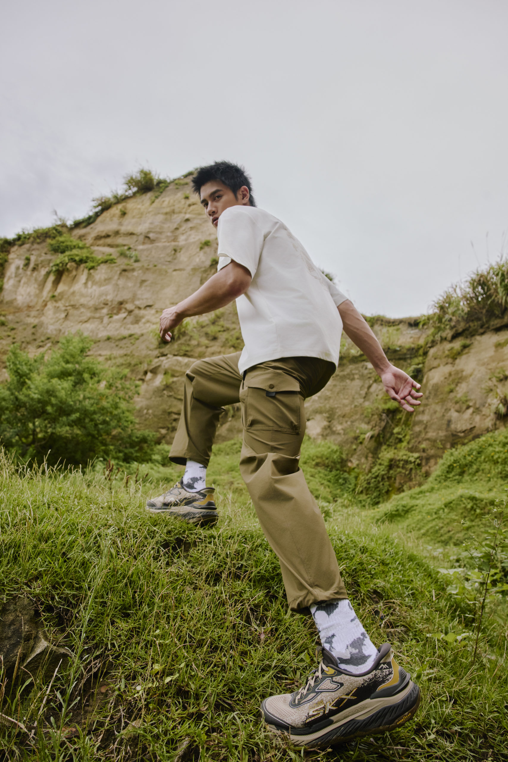 不只舒適 玩潮野型！【SKECHERS TRAIL】山系風格　引領穿搭新典範 「潮野」進化再升級！