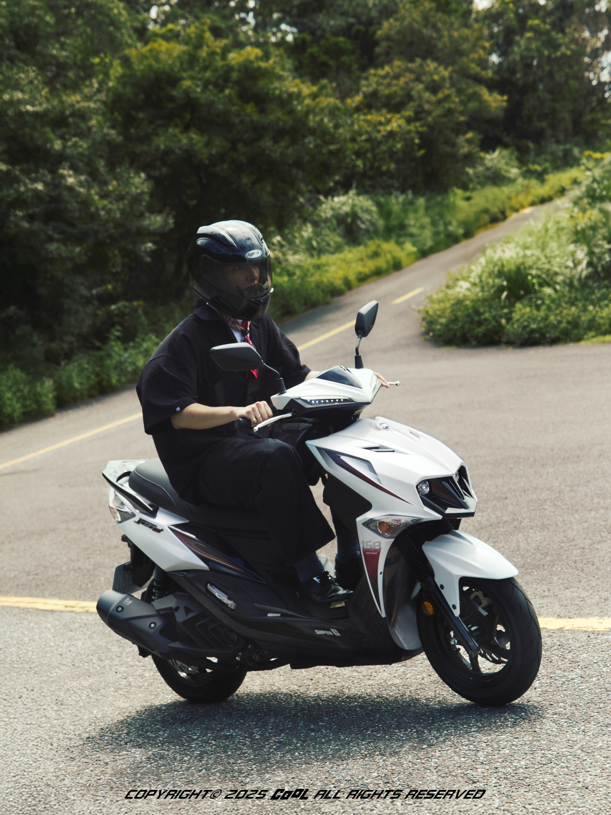 山道型男看過來！想得到翻山越嶺的穩定性，就得有賽車級性能的坐騎撐腰！SYM JET SL+Super C讓馬力性能LEVEL UP!