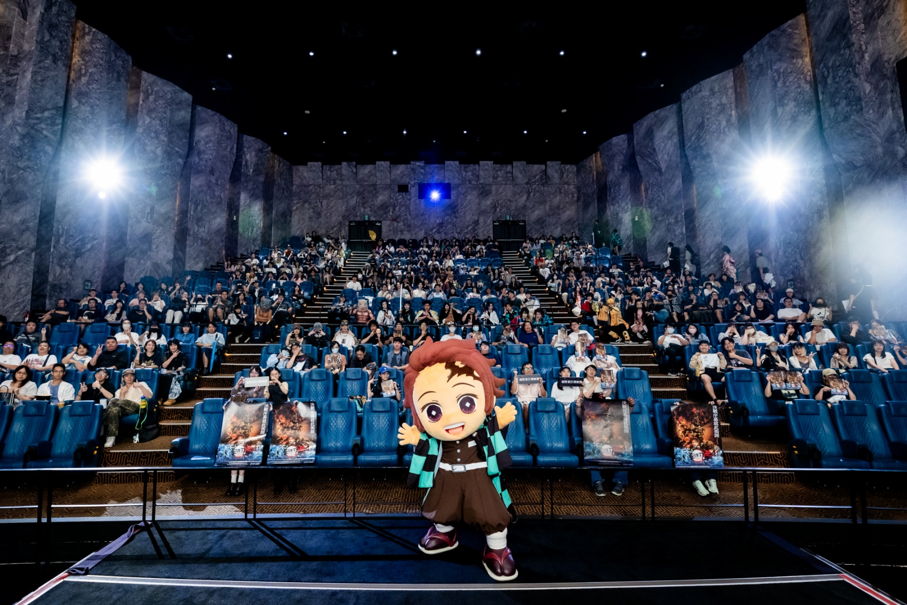 《劇場版「鬼滅之刃」無限城篇 第一章 猗窩座再襲》台北特映會驚嘆與淚水齊飛！