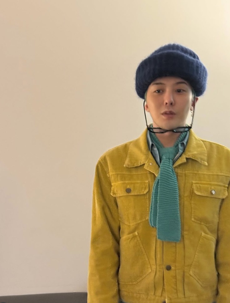 掀起全球頭巾風潮！GD 親曝常戴主因粉絲笑翻：被騙了