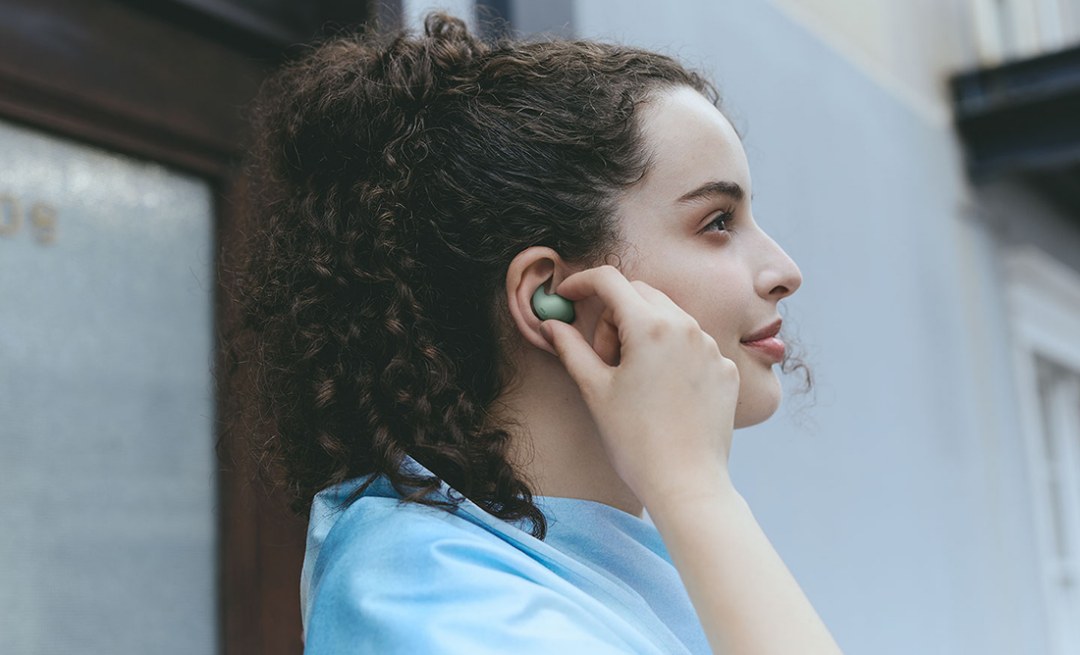 初音未來 x Sony LinkBuds Fit 合作版！限量設計 × AR 互動 × 原創舞台一次解鎖