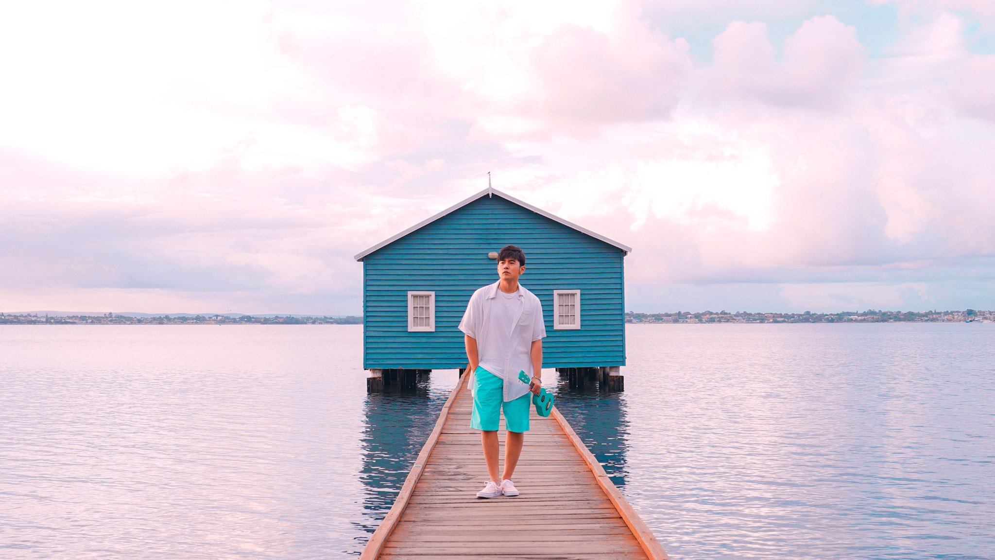 周杰倫要寫歌有難度？他自曝因為「她」來搗亂　網友一看笑了：畢竟是甜蜜的負擔