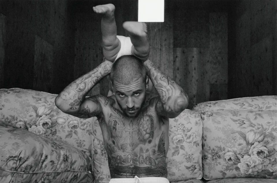 小賈斯汀再給驚喜！無預警釋出〈 YUKON 〉全新 MV　愛妻海莉、兒子全入鏡