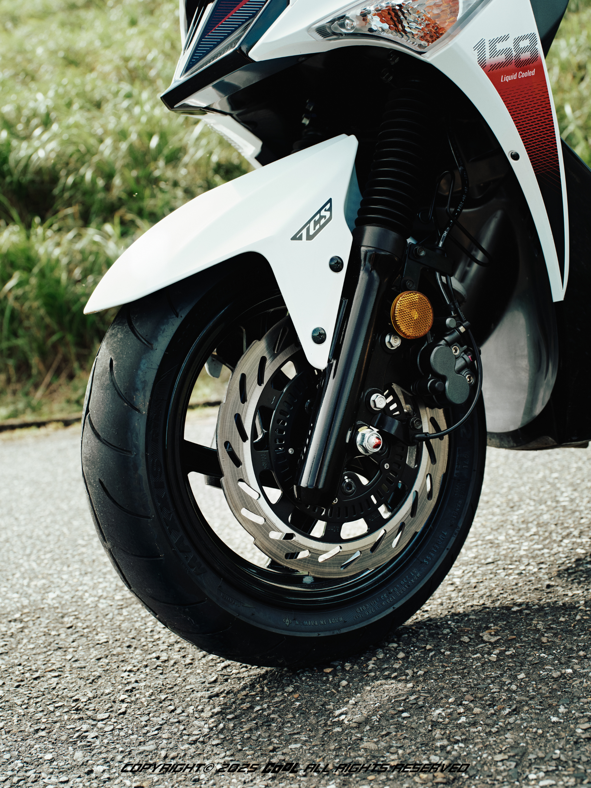 山道型男看過來！想得到翻山越嶺的穩定性，就得有賽車級性能的坐騎撐腰！SYM JET SL+Super C讓馬力性能LEVEL UP!