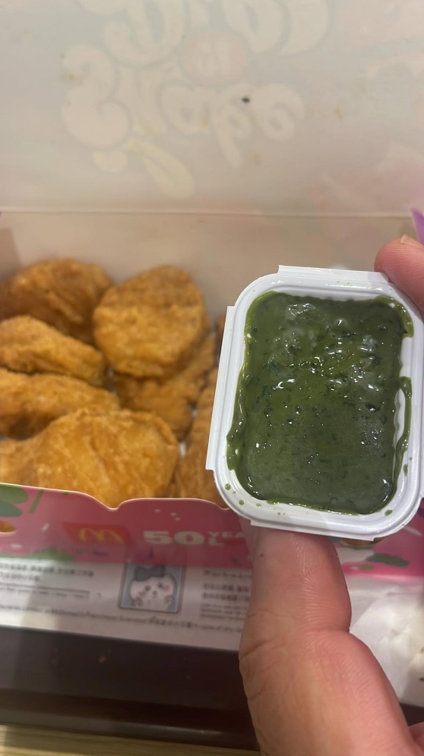 麥當勞全新神秘沾醬「WOW!醬」是香菜口味！Threads 網友推多種搭配方式