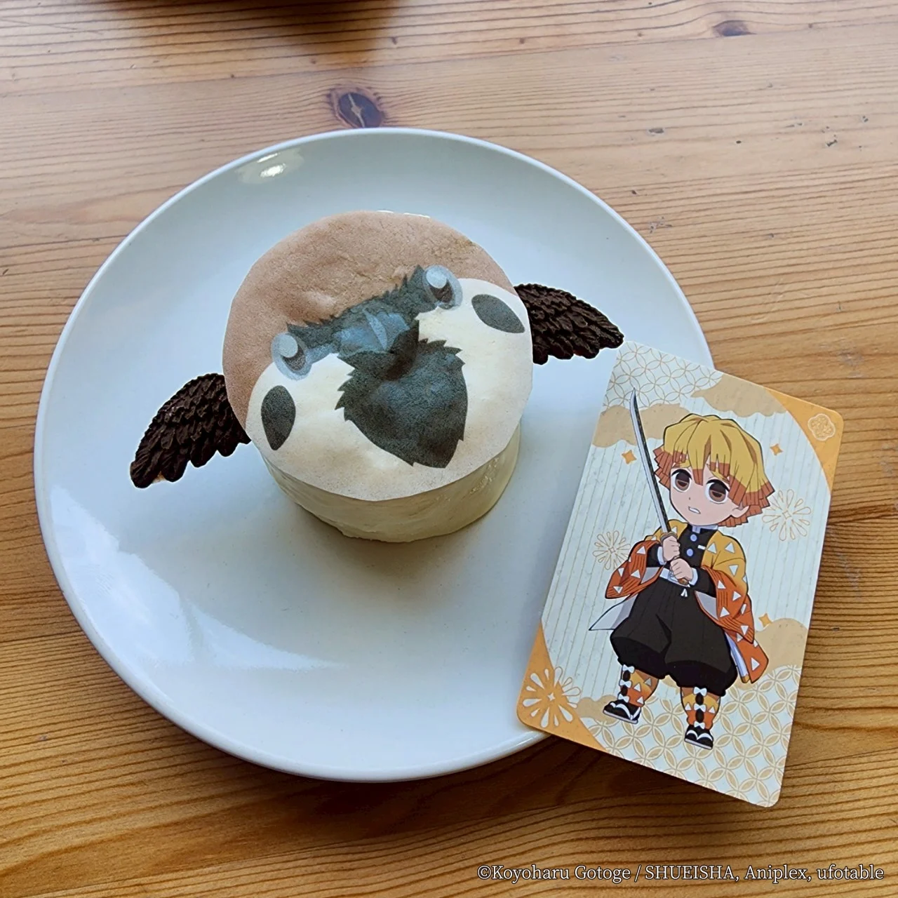 鬼滅之刃聯名咖啡廳開跑！「炭治郎羽織燉飯＋野豬頭造型伊之助定食」，還有打卡必衝熱點一次看！