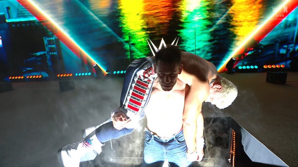 重磅！「猛獸」Brock Lesnar 在 SummerSlam 回歸 WWE，直接賞給 John Cena 一發 F-5！