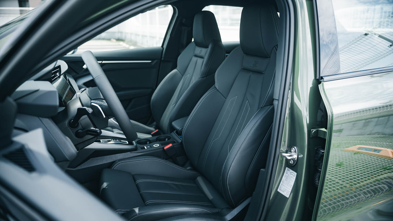 Audi A3 Sportback 35 TFSI S line 運動版-4