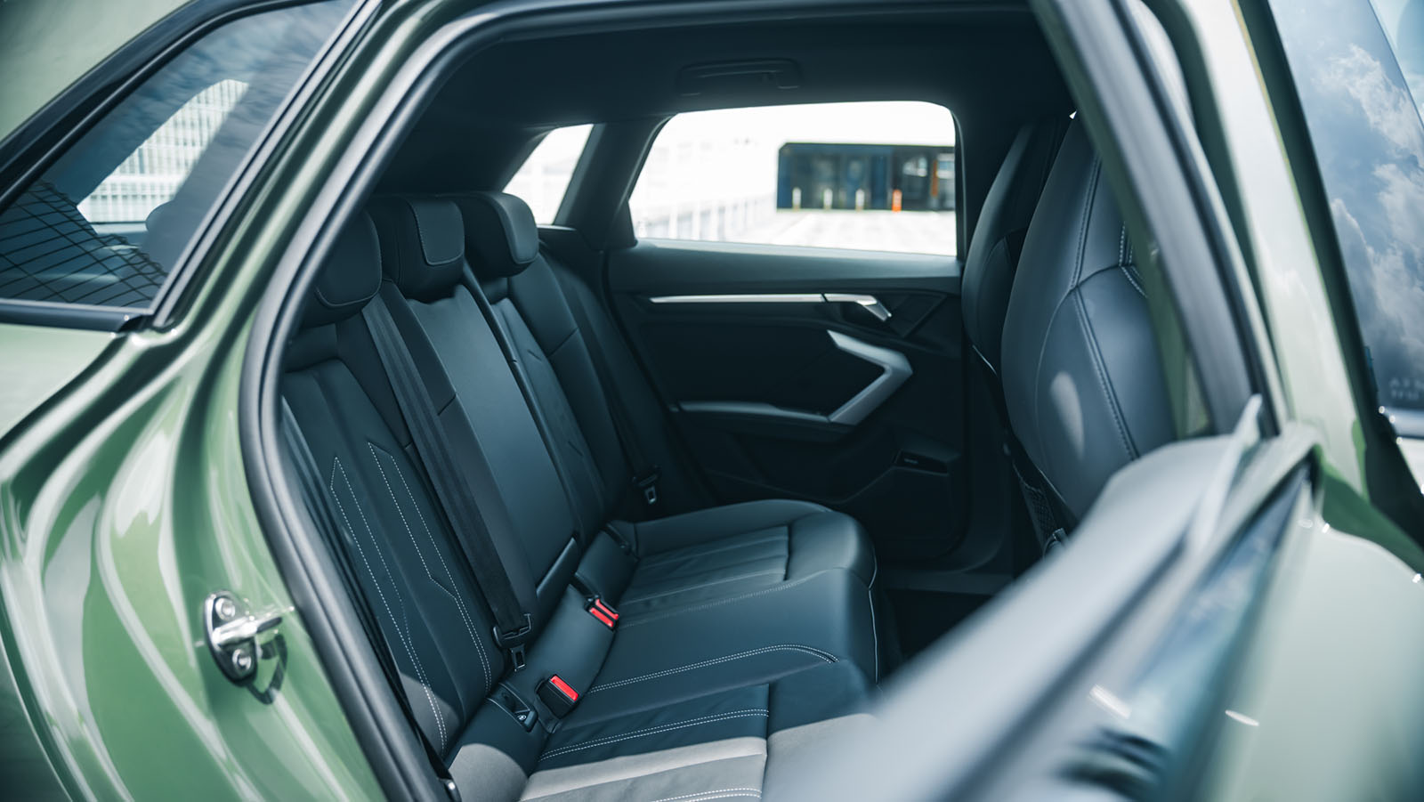 Audi A3 Sportback 35 TFSI S line 運動版-4