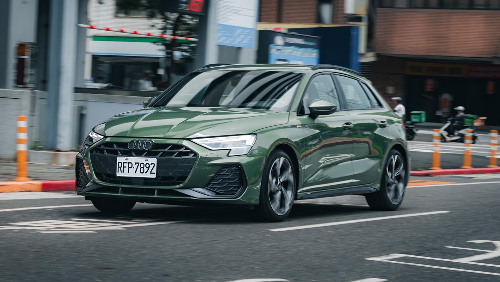 Audi A3 Sportback 35 TFSI S line 運動版-5