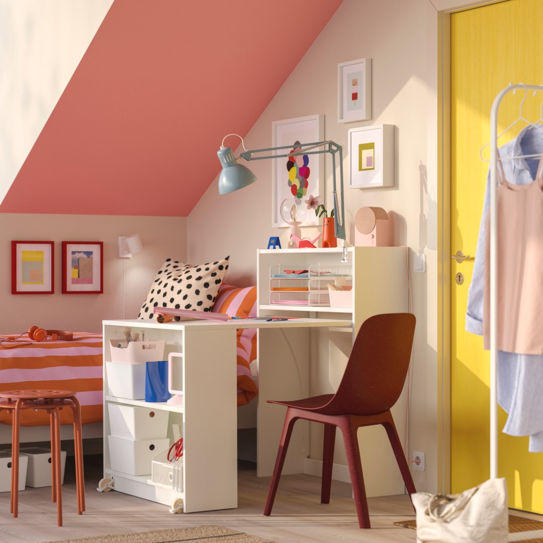 IKEA精選學生宿舍好物推薦：BILLY書櫃附折疊桌