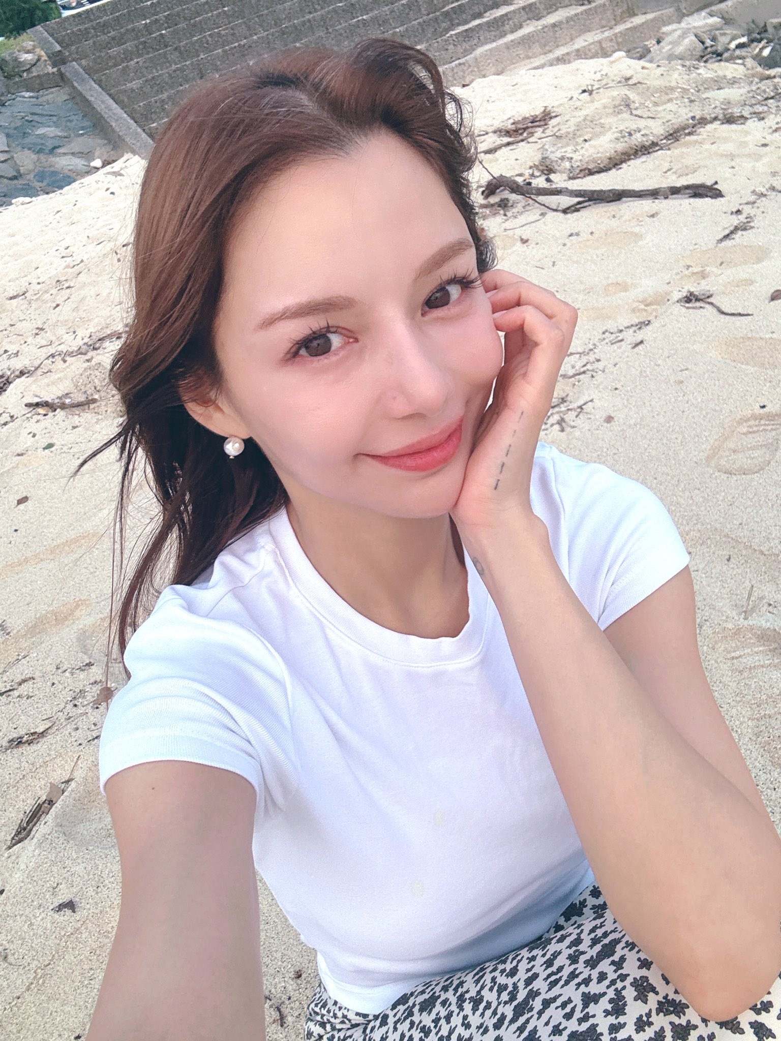 「傳說級要角」罕見發聲！S1 大前輩 Rio 現身喊話，溫暖直言：我會一輩子支持著影業的女孩們