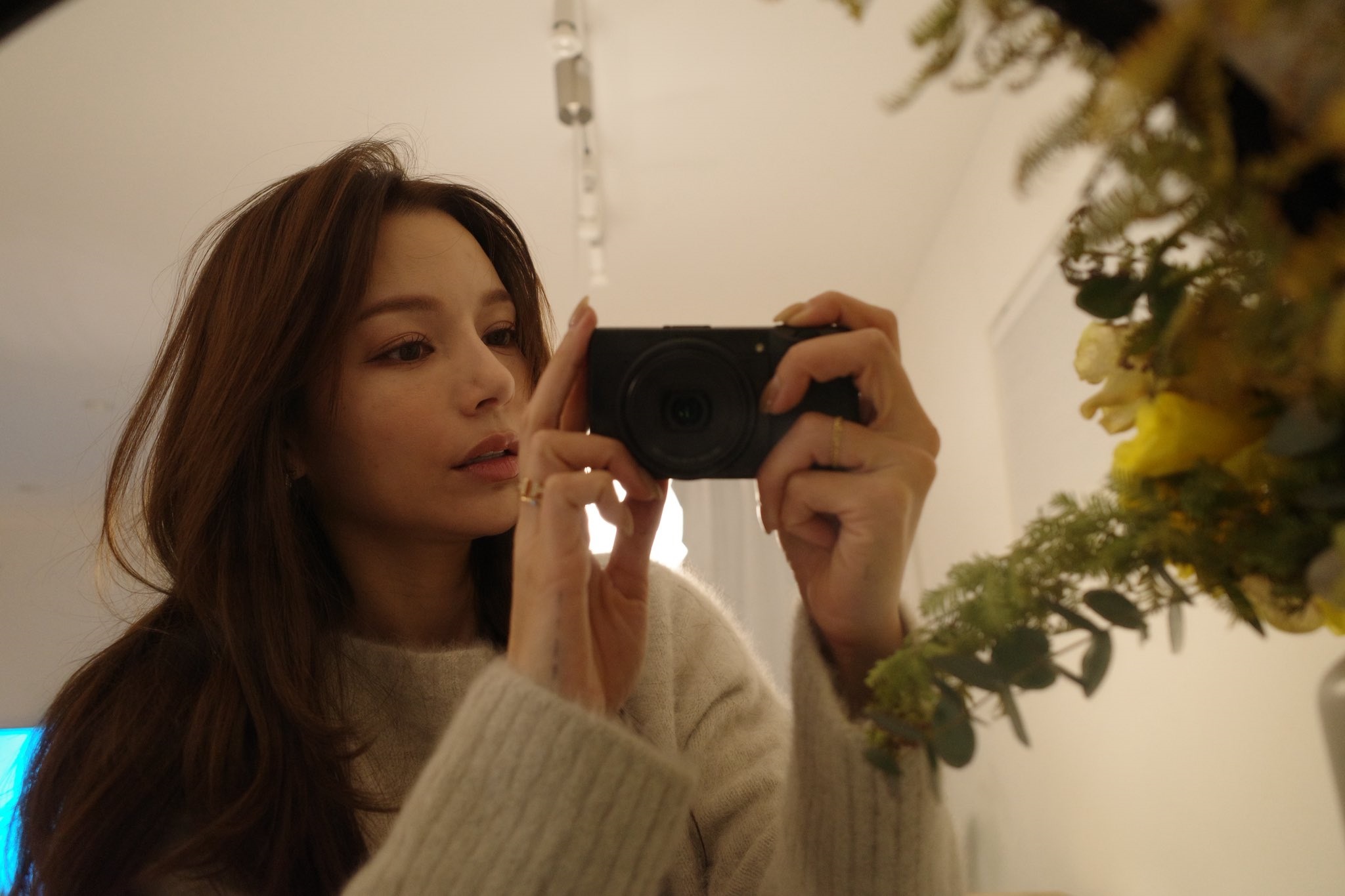 「傳說級要角」罕見發聲！S1 大前輩 Rio 現身喊話，溫暖直言：我會一輩子支持著影業的女孩們