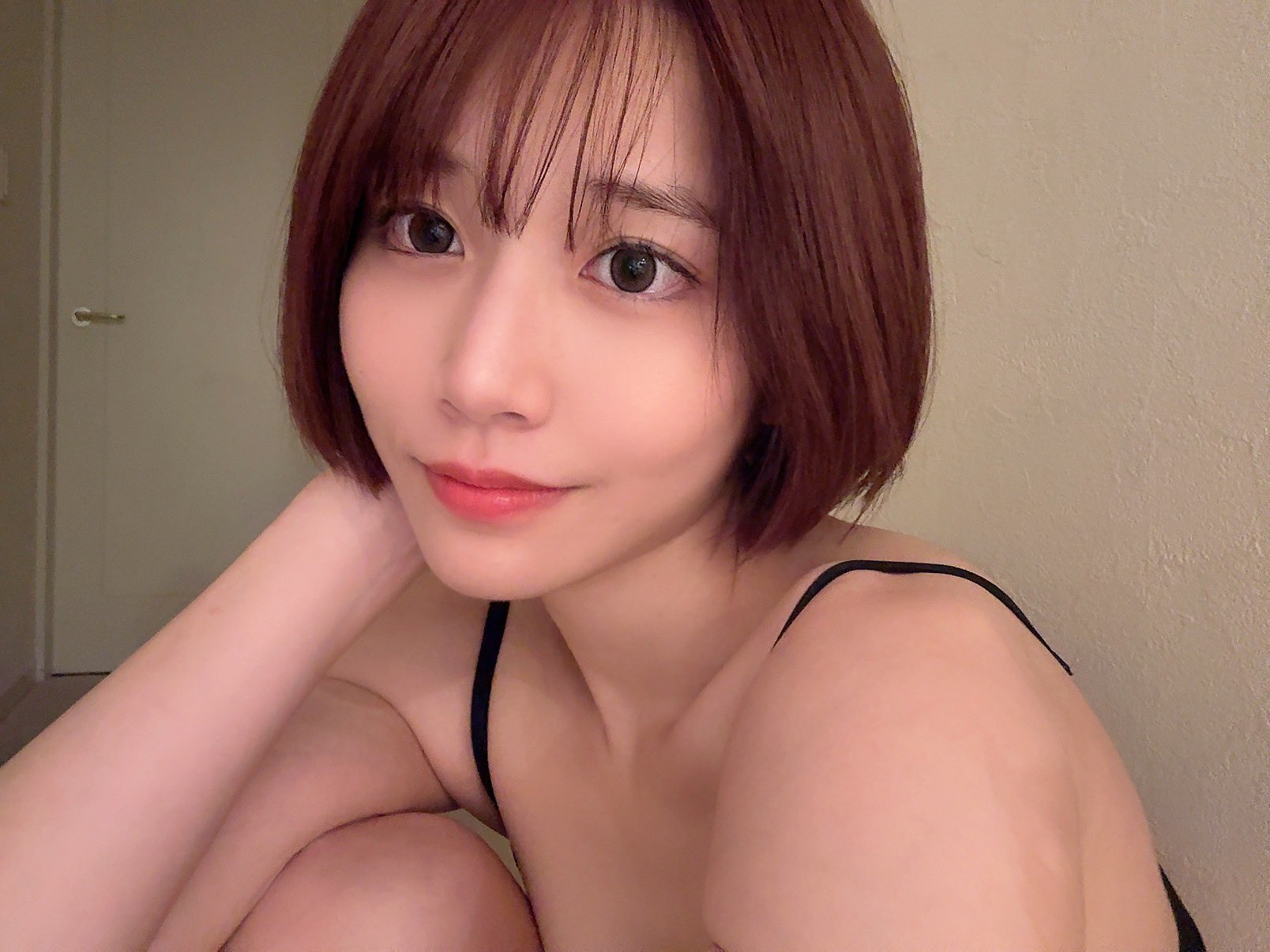 既能美麗，也能帥氣！河北彩伽 首度亮相 