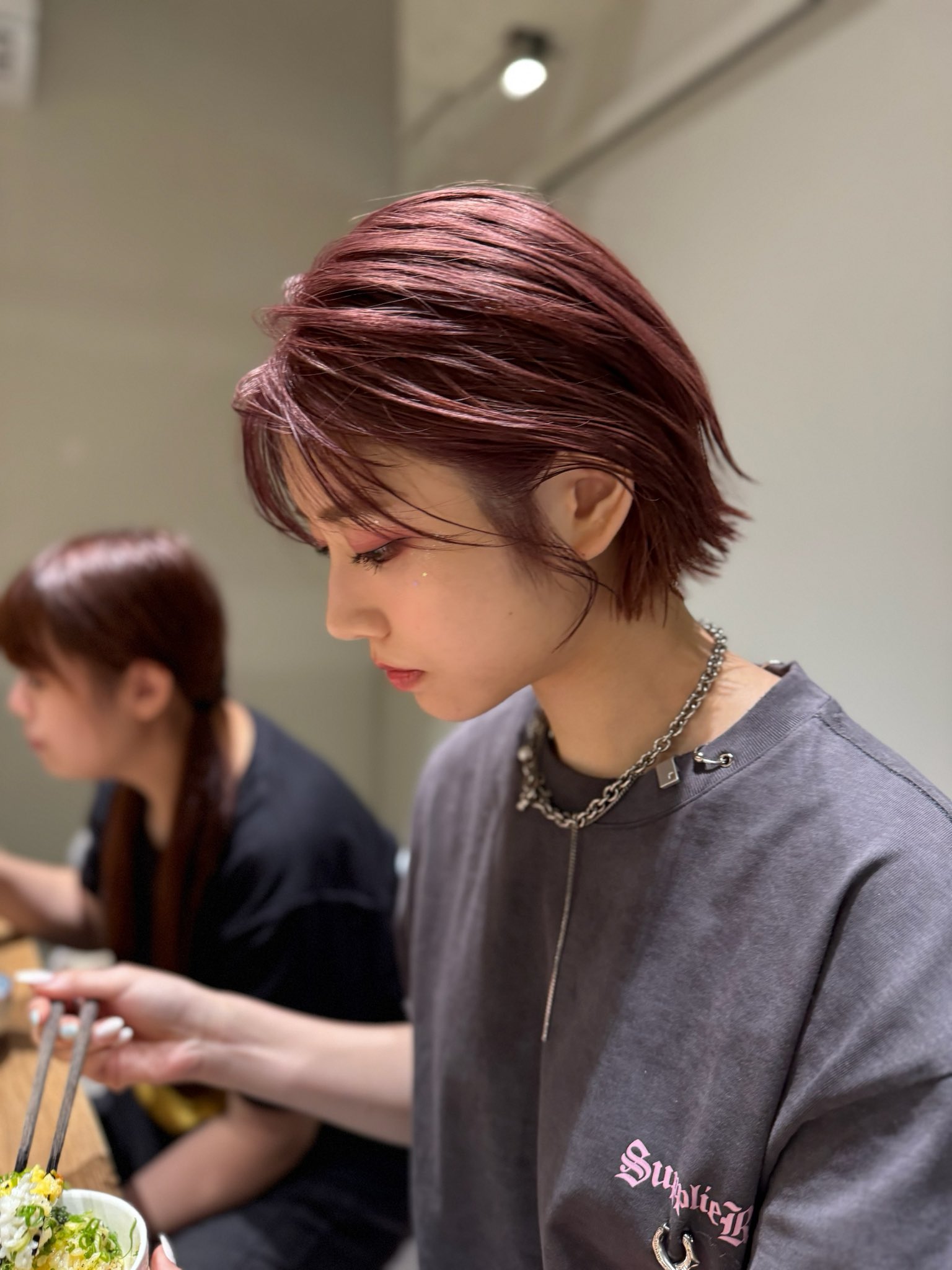 既能美麗，也能帥氣！河北彩伽 首度亮相 