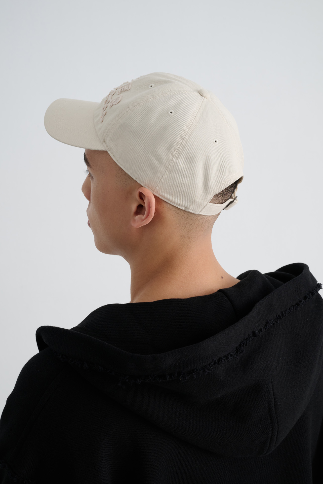 不止於包袋！PORTER INTERNATIONAL 延伸風格可能性－「防曬、舒適、輕盈」以日常配件拓展夏日風潮！