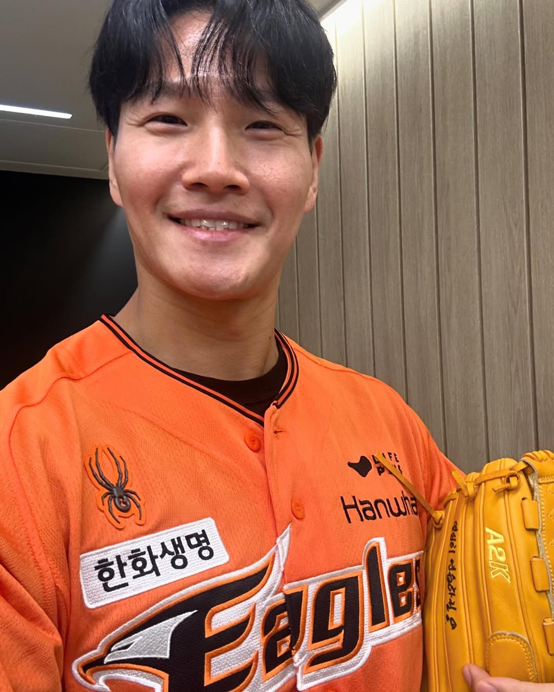 《Running Man》金鐘國驚喜宣布結婚：出道30年沒有新專輯，而是有了另一半！