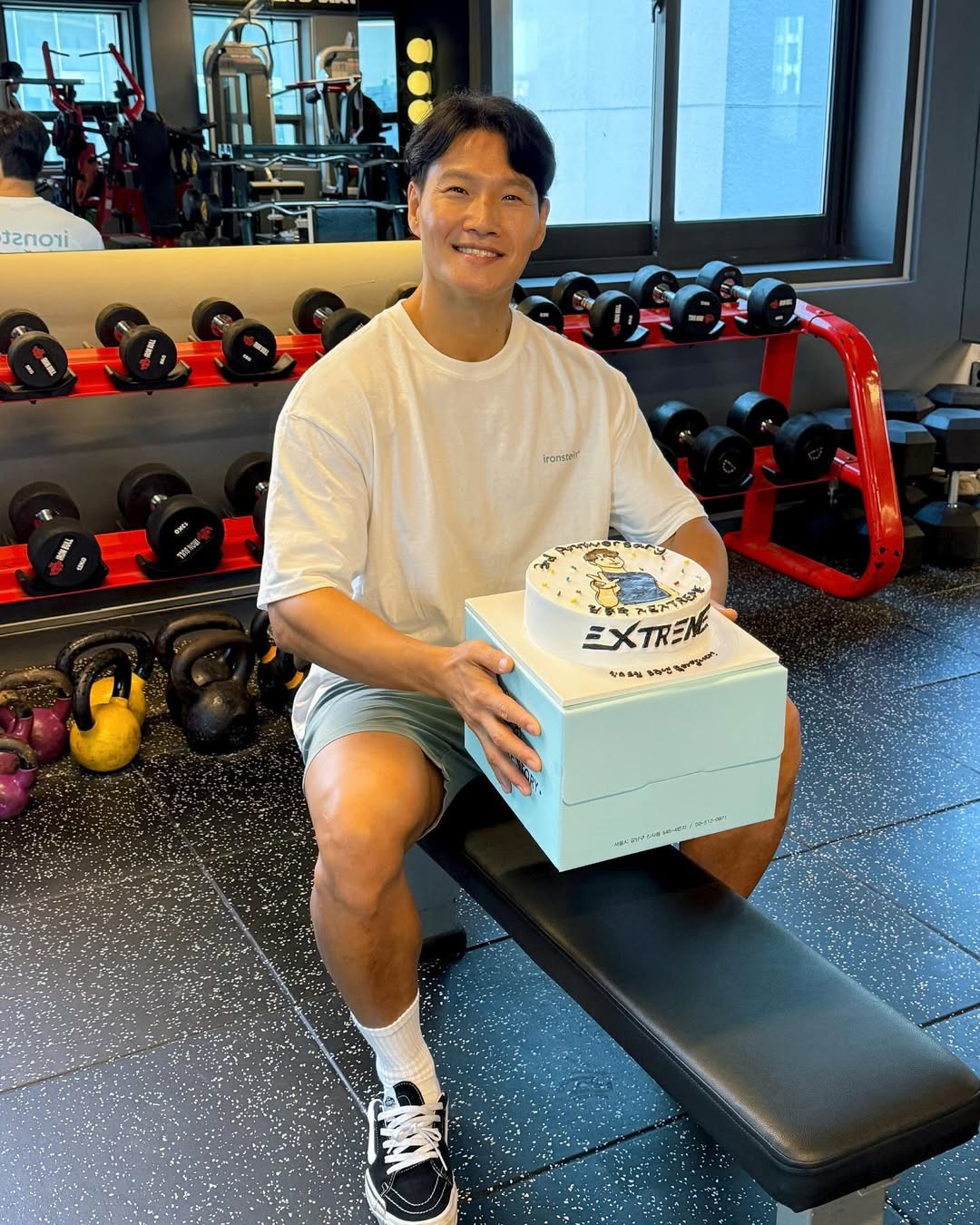 《Running Man》金鐘國驚喜宣布結婚：出道30年沒有新專輯，而是有了另一半！