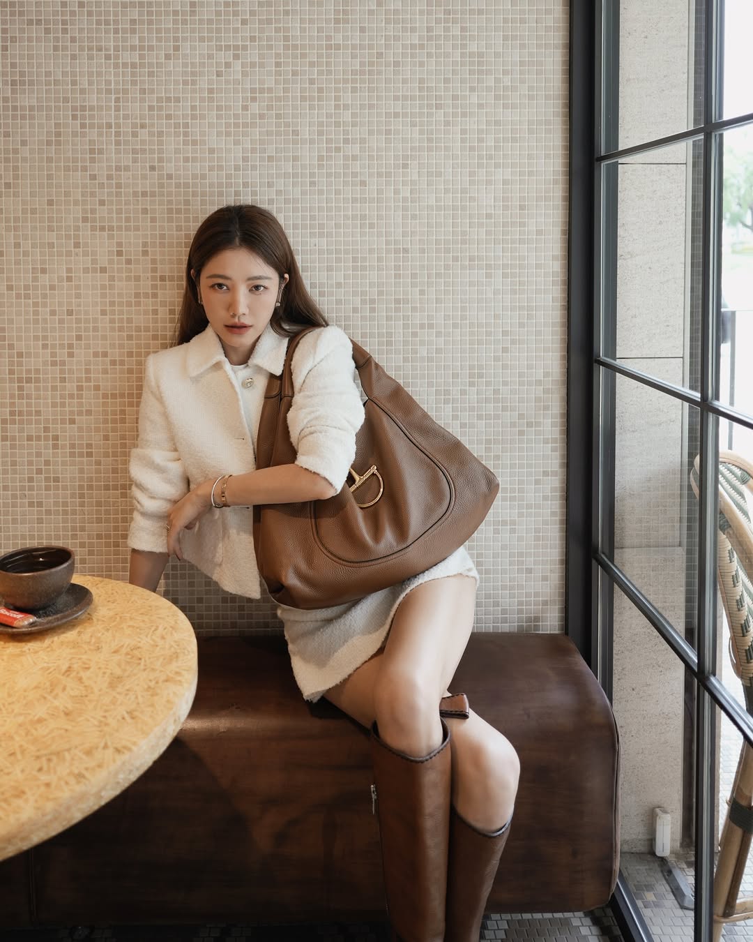 正式滿 50 歲了！許路兒連曬慶生美照，曾因「不科學外貌」紅到國外