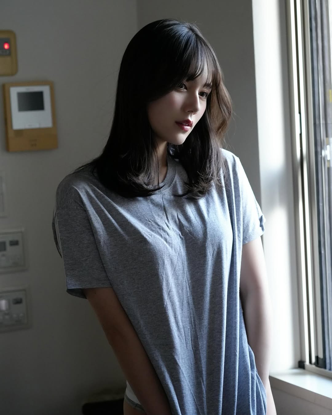 「潮流第一人」也是爪迷？涼森玲夢 驚喜現身大巨蛋，令粉絲大讚：穿上小新球衣超級好看