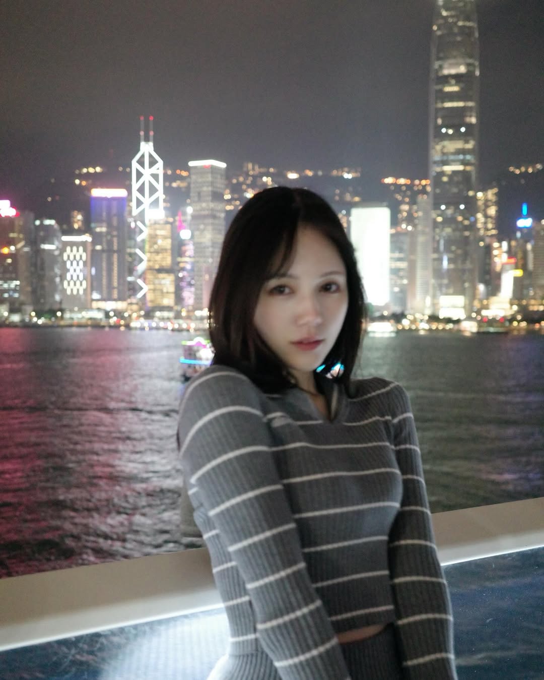 「潮流第一人」也是爪迷？涼森玲夢 驚喜現身大巨蛋，令粉絲大讚：穿上小新球衣超級好看