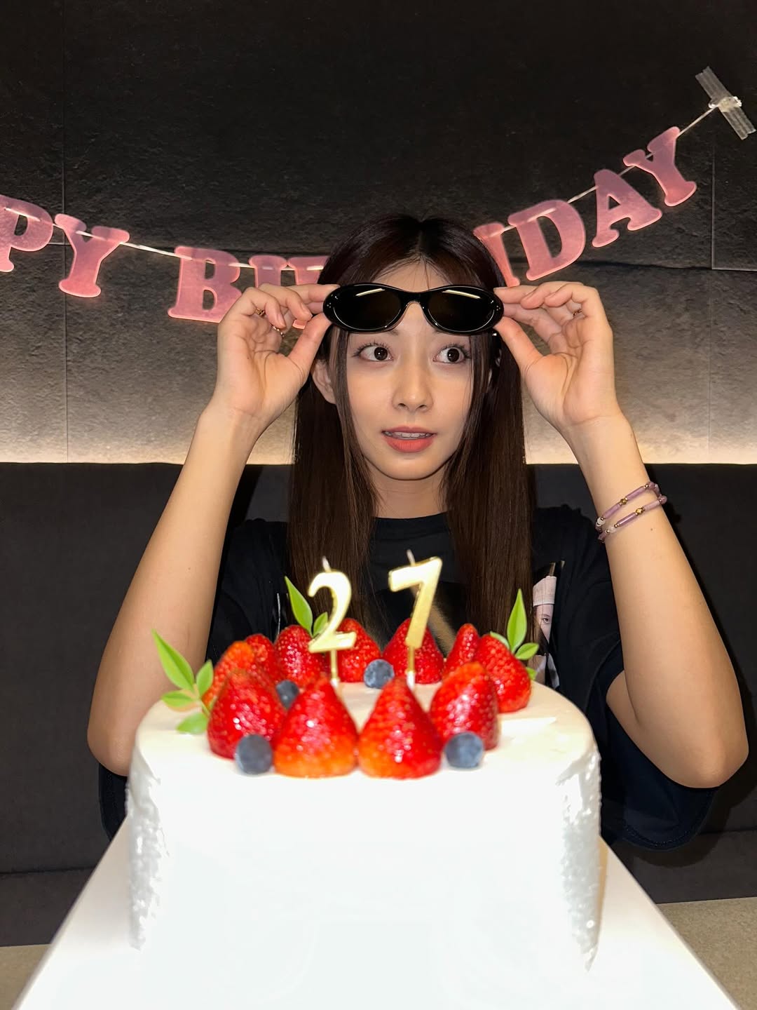 子瑜媽「包車揪親友」飛韓力挺女兒！嗨曬母女絕美照，喊話期待高雄場