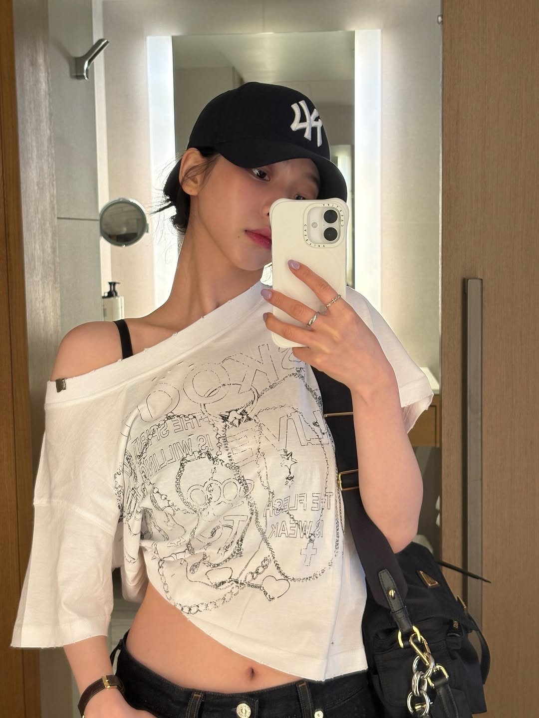 GD、ROSÉ、Karina 同款升級！CASETiFY 全新波紋鏡面手機殼夏日新配色超殺