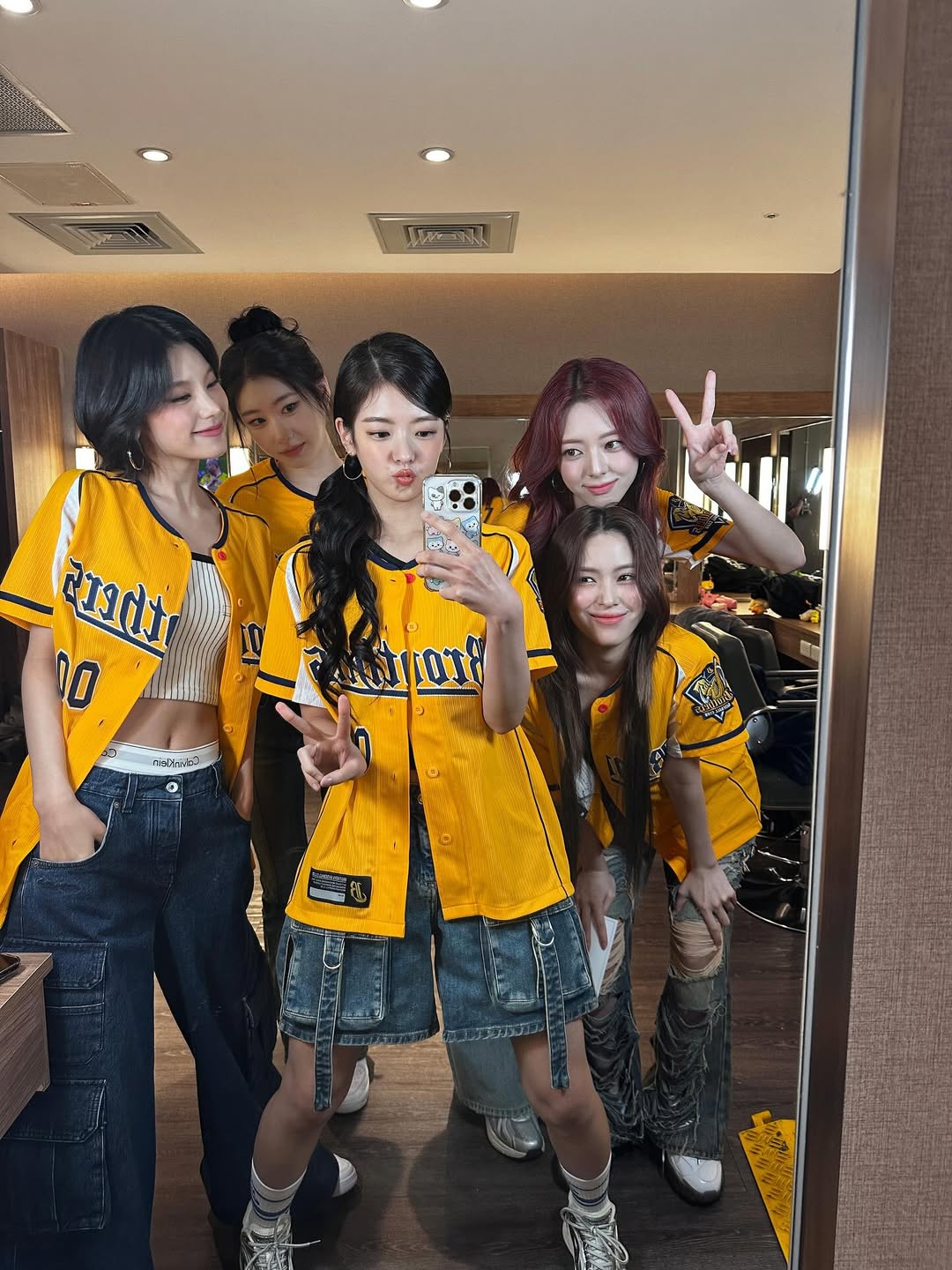 勝利女神 ITZY 中信兄弟 K 歌主題日表演影片公開！網：運鏡超專業！