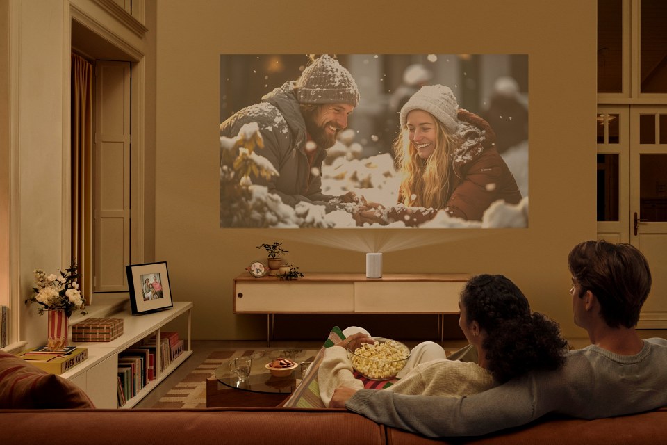 The Premiere 5超短焦雷射智慧投影機