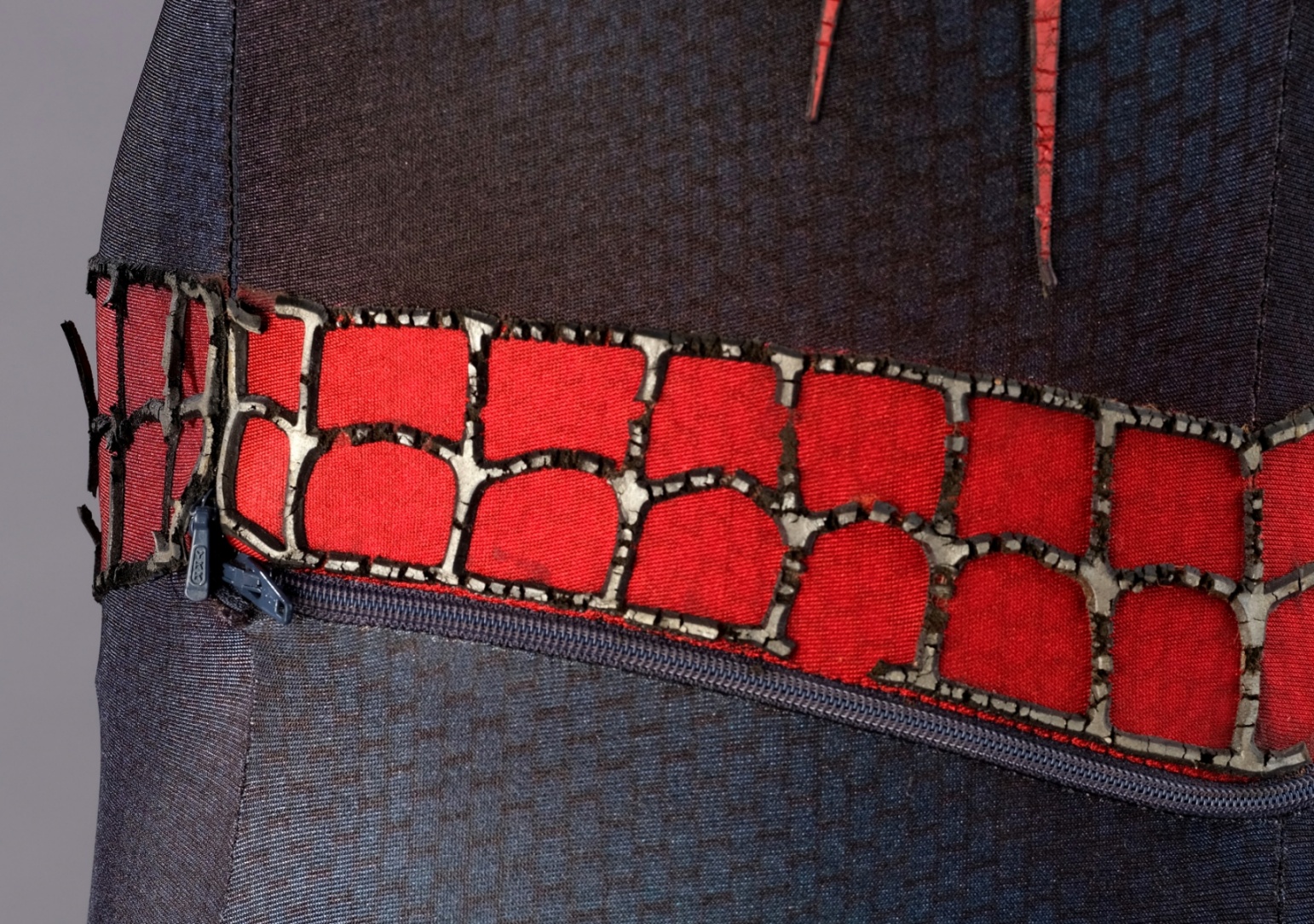 陶比·麥奎爾在《蜘蛛人2》所穿的戰衣將於 9 月 4 日展開拍賣！