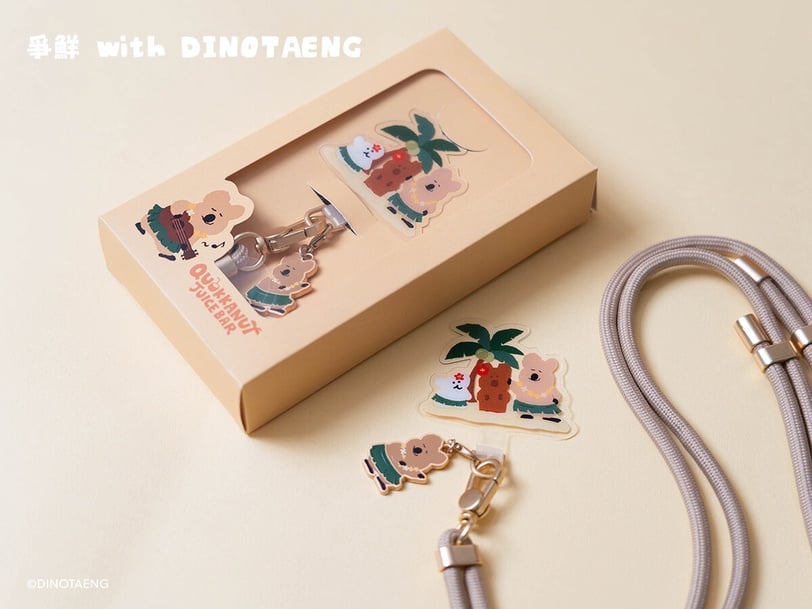 爭鮮壽司變身萌系天堂！DINOTAENG「矮袋鼠10款周邊」接力登場，從抱抱枕到摺疊傘全都要收！