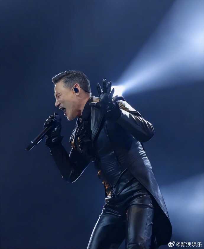 張學友近來展開「60+」巡迴演唱會，似乎嗓音出狀況。（圖：新浪微博）