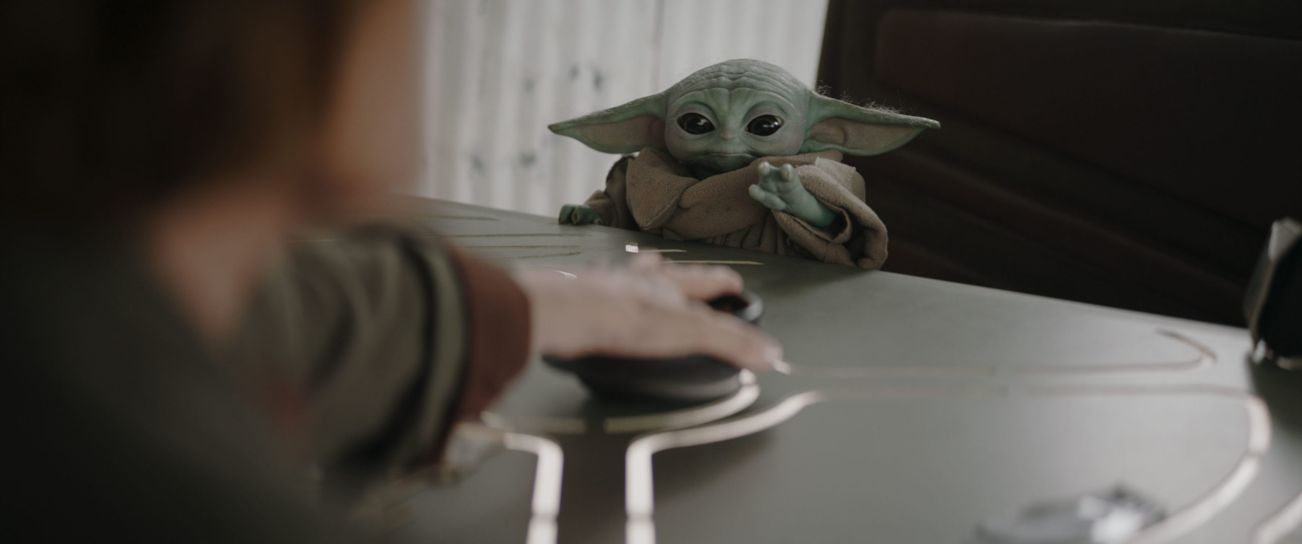 星戰人氣搭檔《曼達洛人與古古》躍上大銀幕！首波預告海報公開