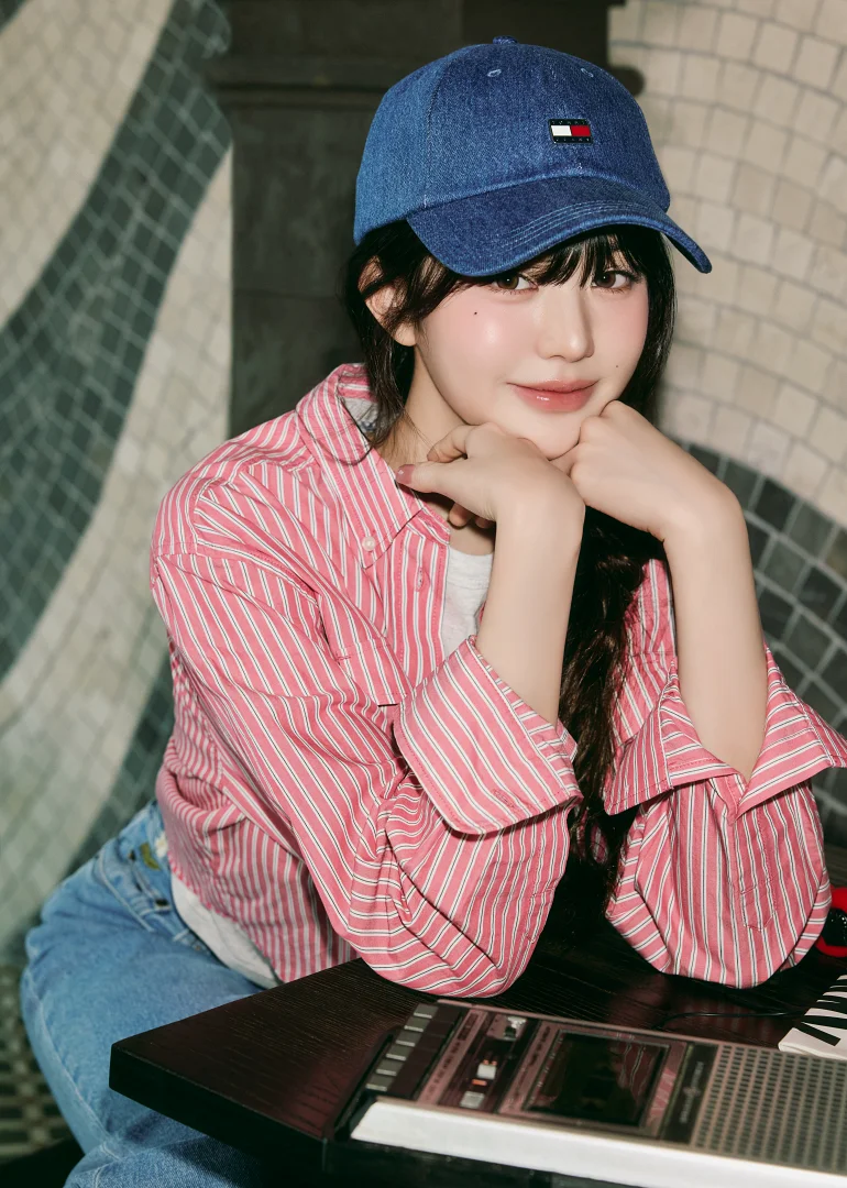 張員瑛演繹紐約酷感！TOMMY JEANS 2025 秋季形象廣告登場