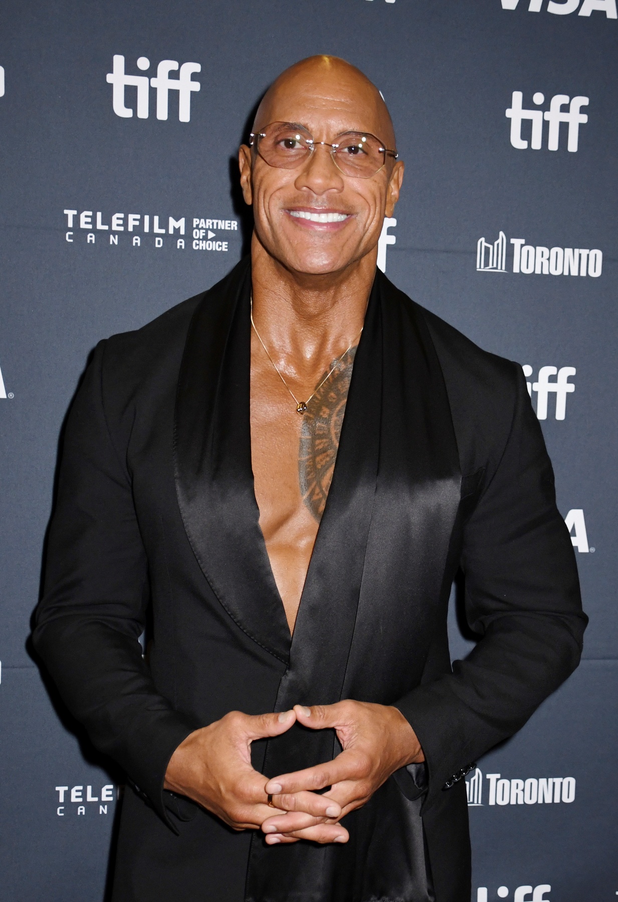 巨石強森因新片減重，變成小拳石！改編自經典科幻小說，他將飾演「雞哥」！