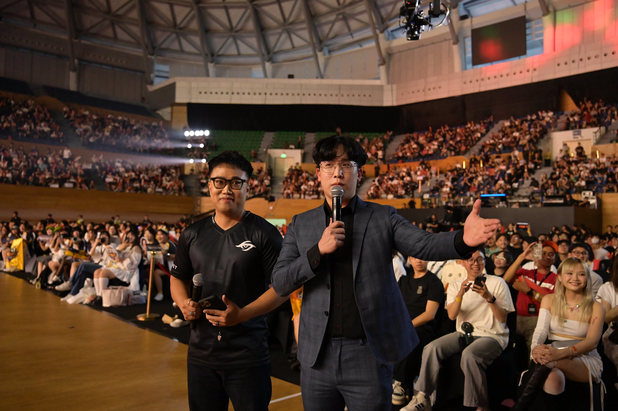 《英雄聯盟》LCP 冠軍隊伍 CFO 即將向世界發起挑戰！車長：「小心會飛的牡蠣，因為很可怕！」