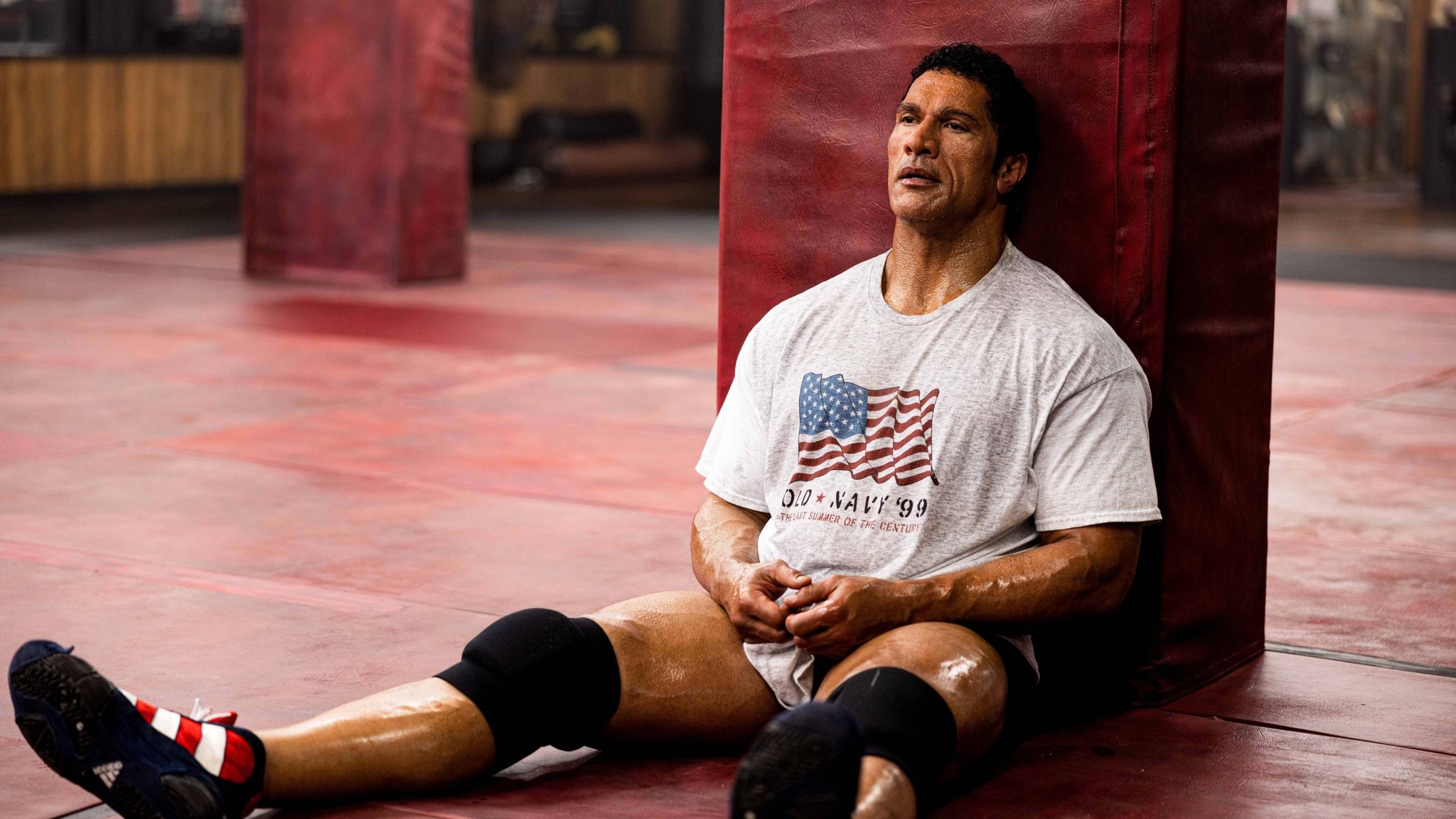 巨石強森好評新片《重擊人生》全新預告釋出，業界觀點認為該片有望競爭小金人！