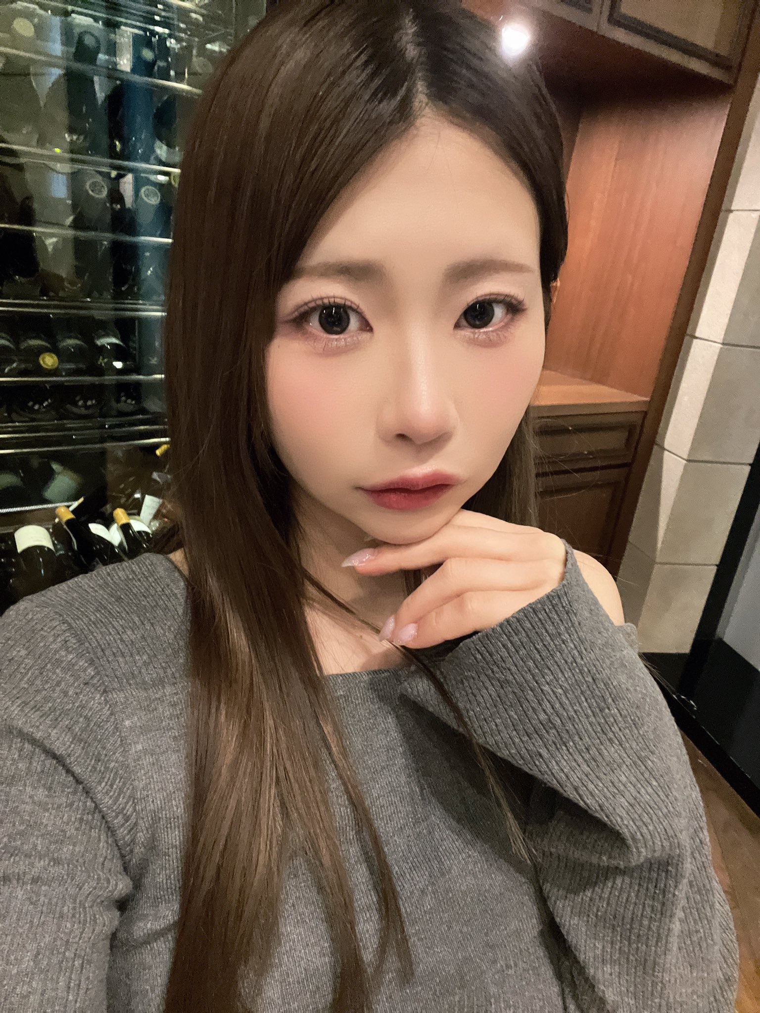 少了瀏海、依舊超可愛！人氣女優 葵いぶき 一改過往髮型，罕見公開 