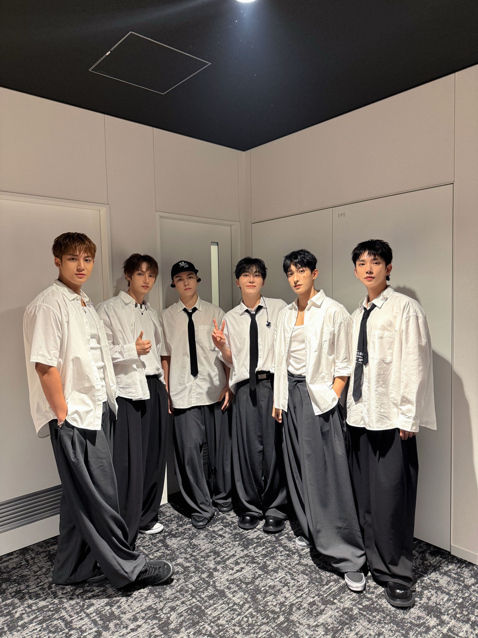 HOSHI 今入伍！ SEVENTEEN 如今剩 9 人　完全體要等到 2030 年