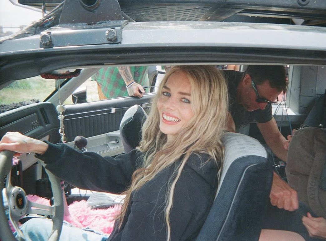 COOL 專訪｜「小瑪格羅比」薩瑪拉繼超狠新娘後化身狂野女車手！Disney+《狂野時姬》導演、主演完整訪談