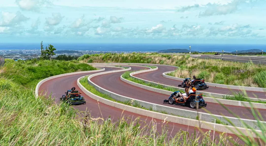 挑戰速度的刺激感，可以選擇「9.81 濟州島公園」賽車體驗。圖/KKday提供