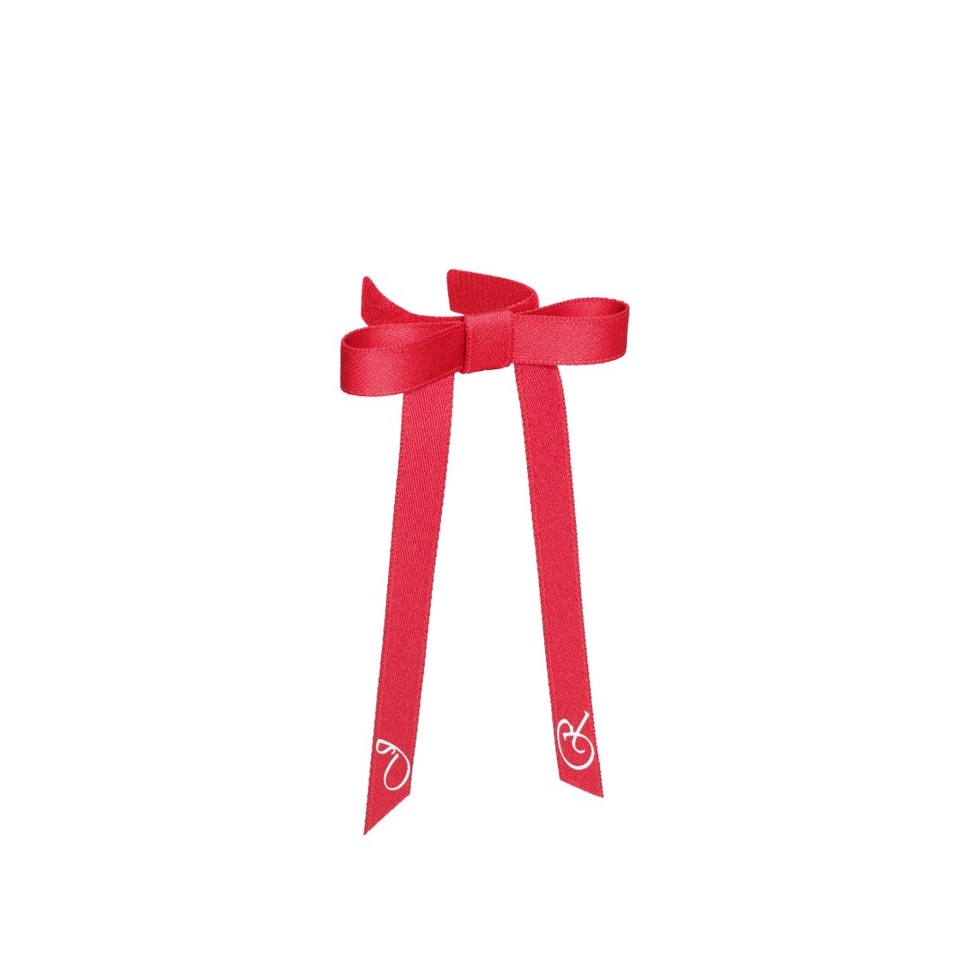 BLACKPINK Jennie x Beats 蝴蝶結耳機開箱搶先看！帶貨女王把頭戴式耳機玩出俏皮感！