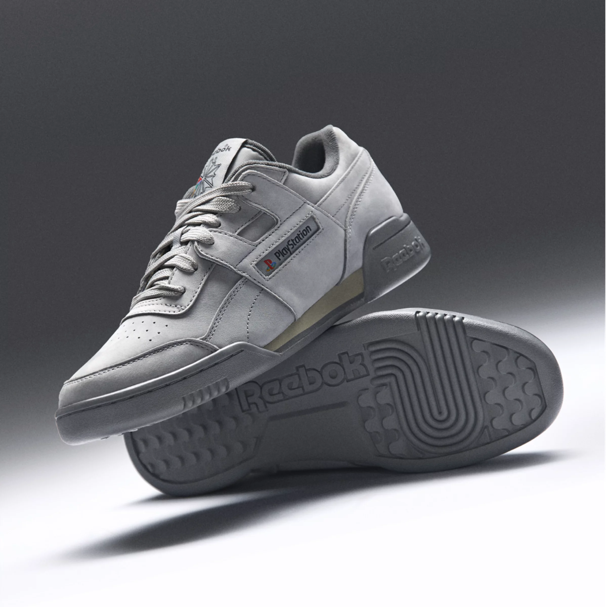 經典 PS1 配色永遠不敗！Reebok 攜手 Sony 打造 30 週年紀念鞋款