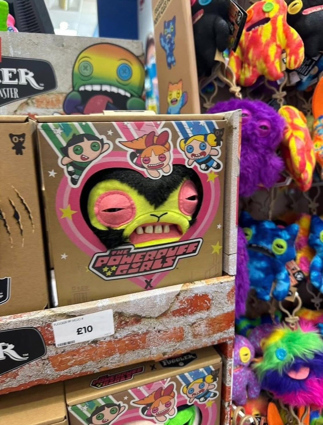 放克牙寶推出《飛天小女警》聯名！網友驚覺竟撞臉劇中角色