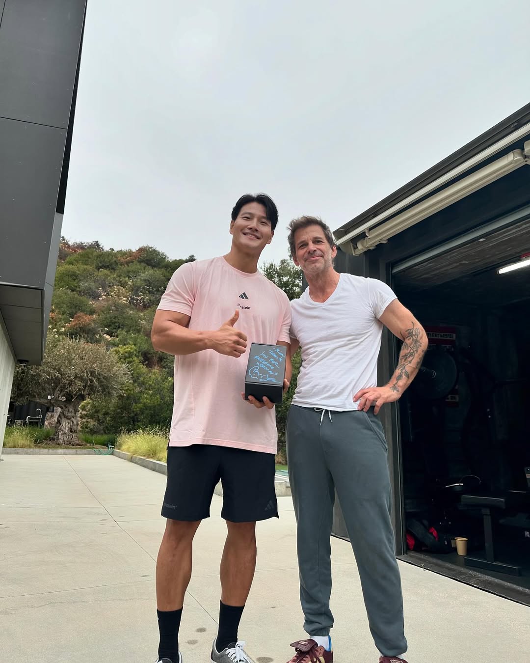 金鐘國大婚後首度發聲！曬「一物」向粉絲炫耀　眾人一看笑了：鋼鐵直男